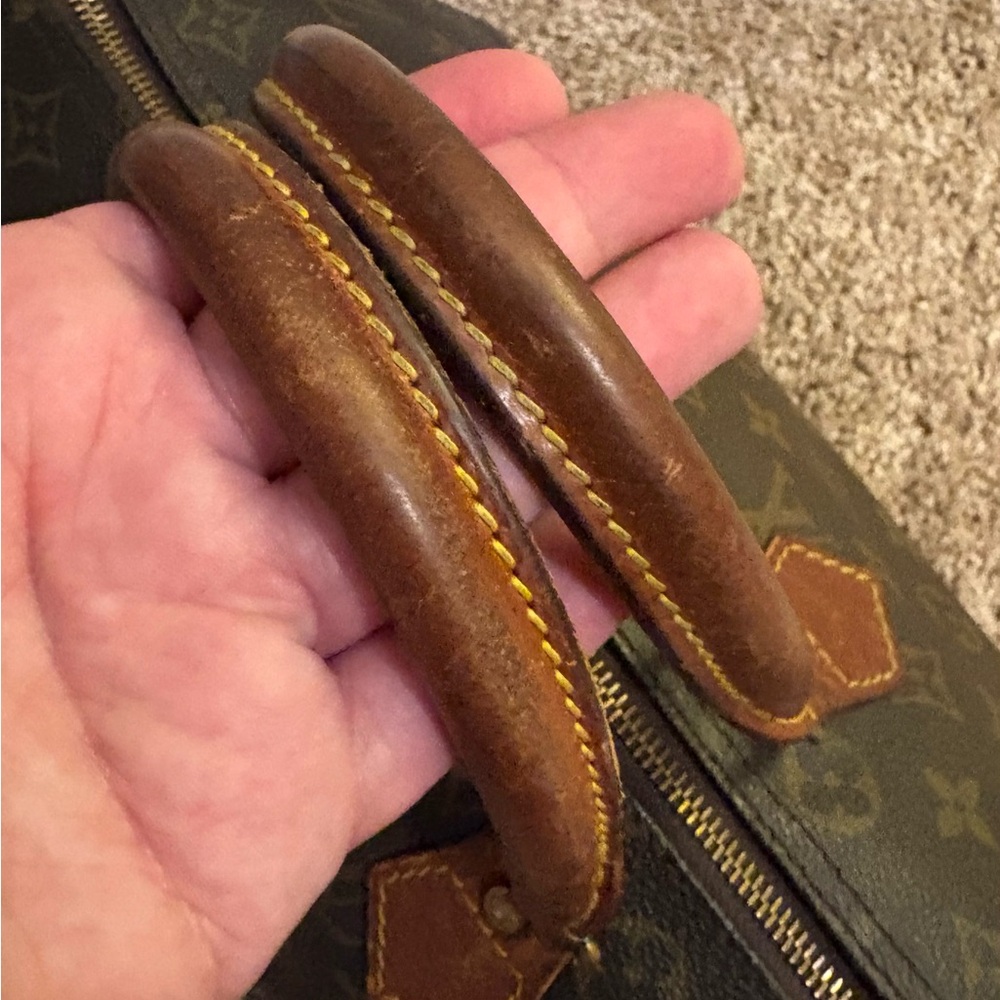Louis Vuitton Speedy 30 bag - Picture 4 of 16